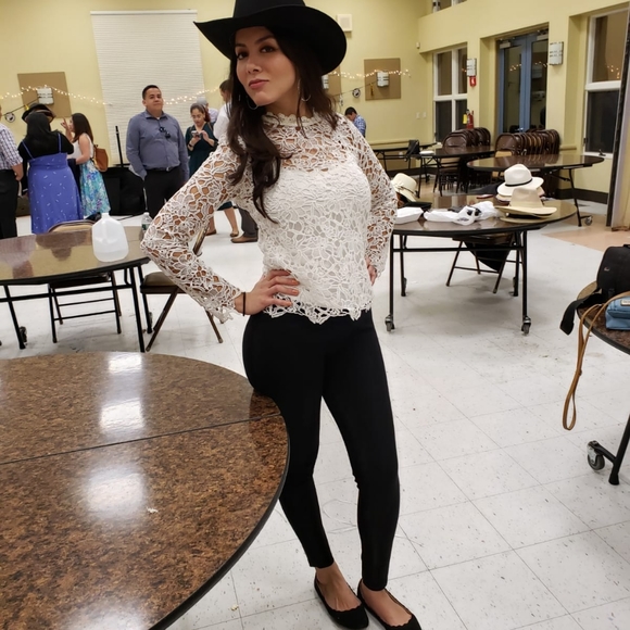 Meet your Posher, Paula - Picture 4 of 11